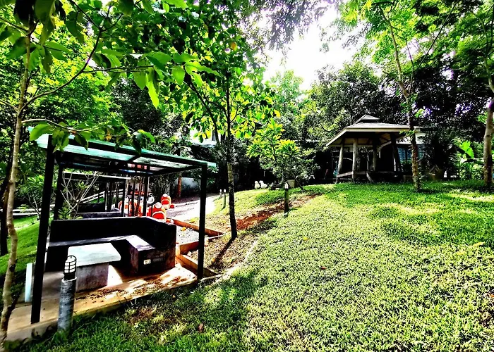 Baan Naratawan