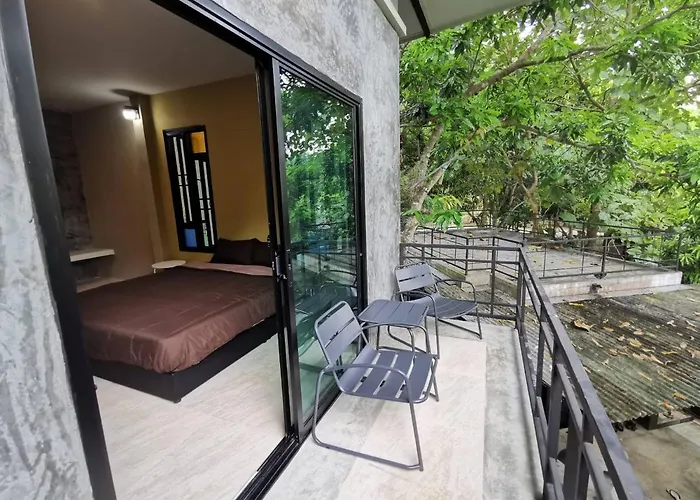 Baan Naratawan 3*