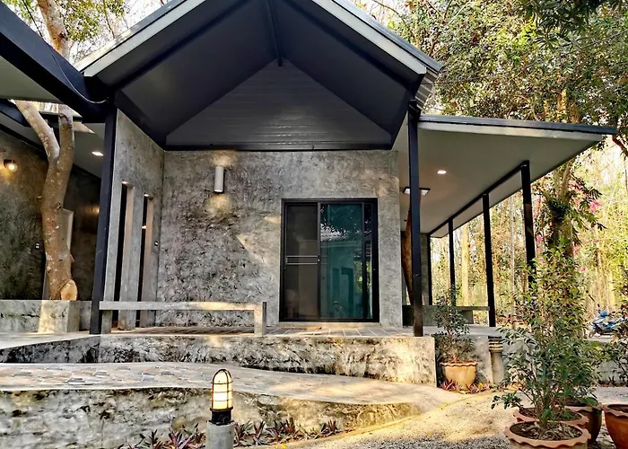 Baan Naratawan ที่พักพร้อมอาหารเช้า 3*